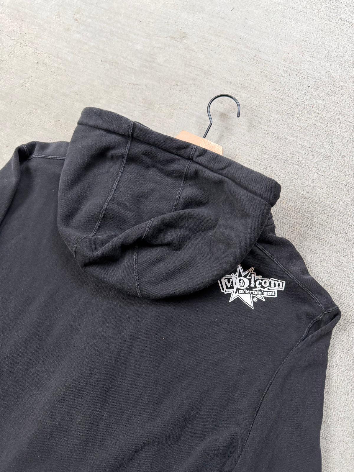 2000s volcom zip up hoodie - L