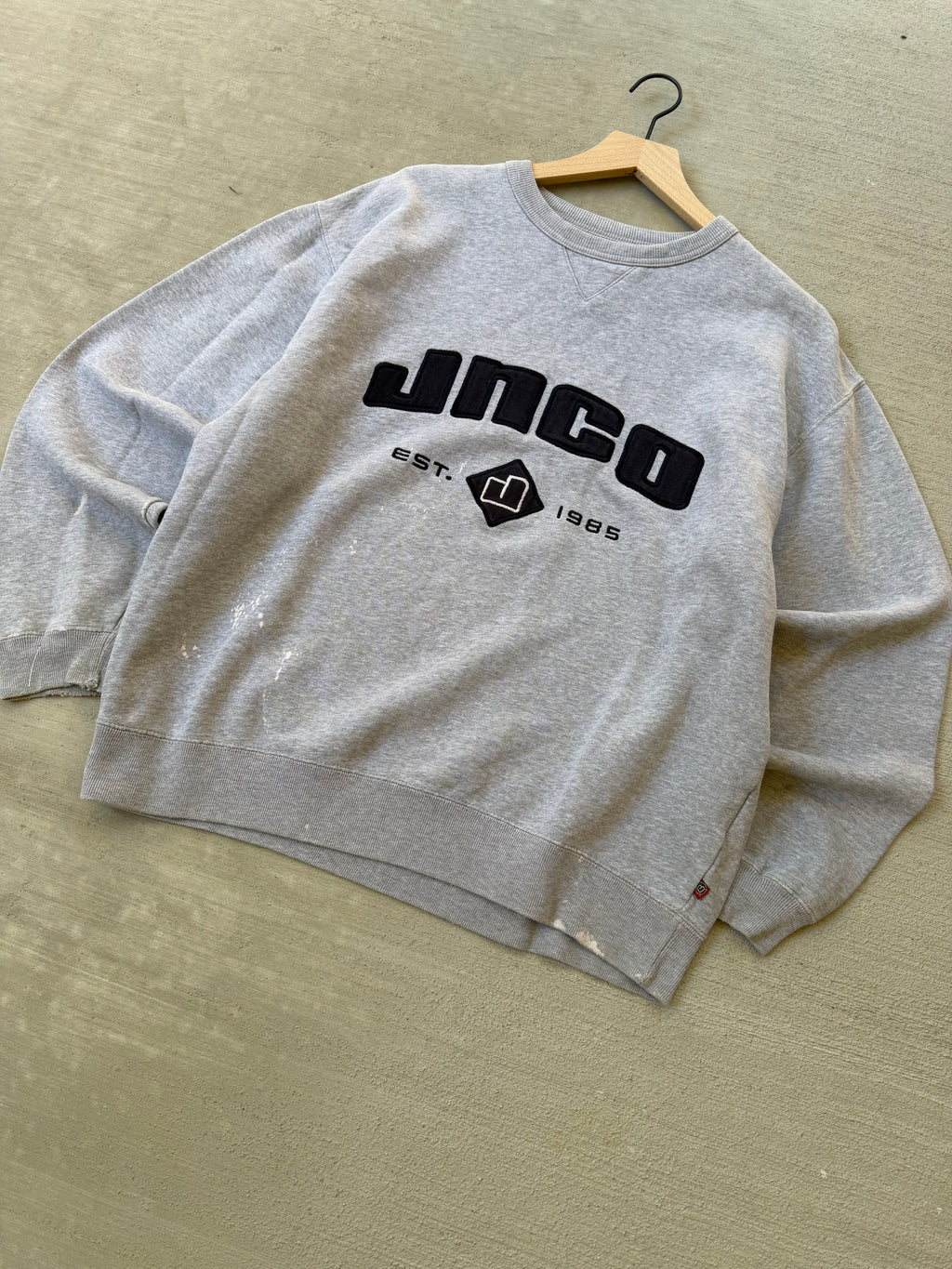 2000s JNCO crewneck distressed - L