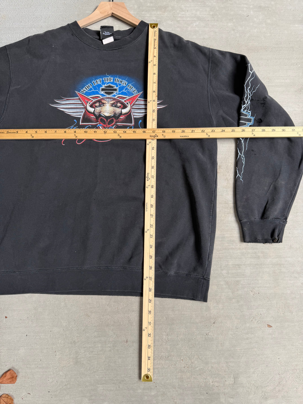2002 Harley Davidson lighting sleeves sweater - L