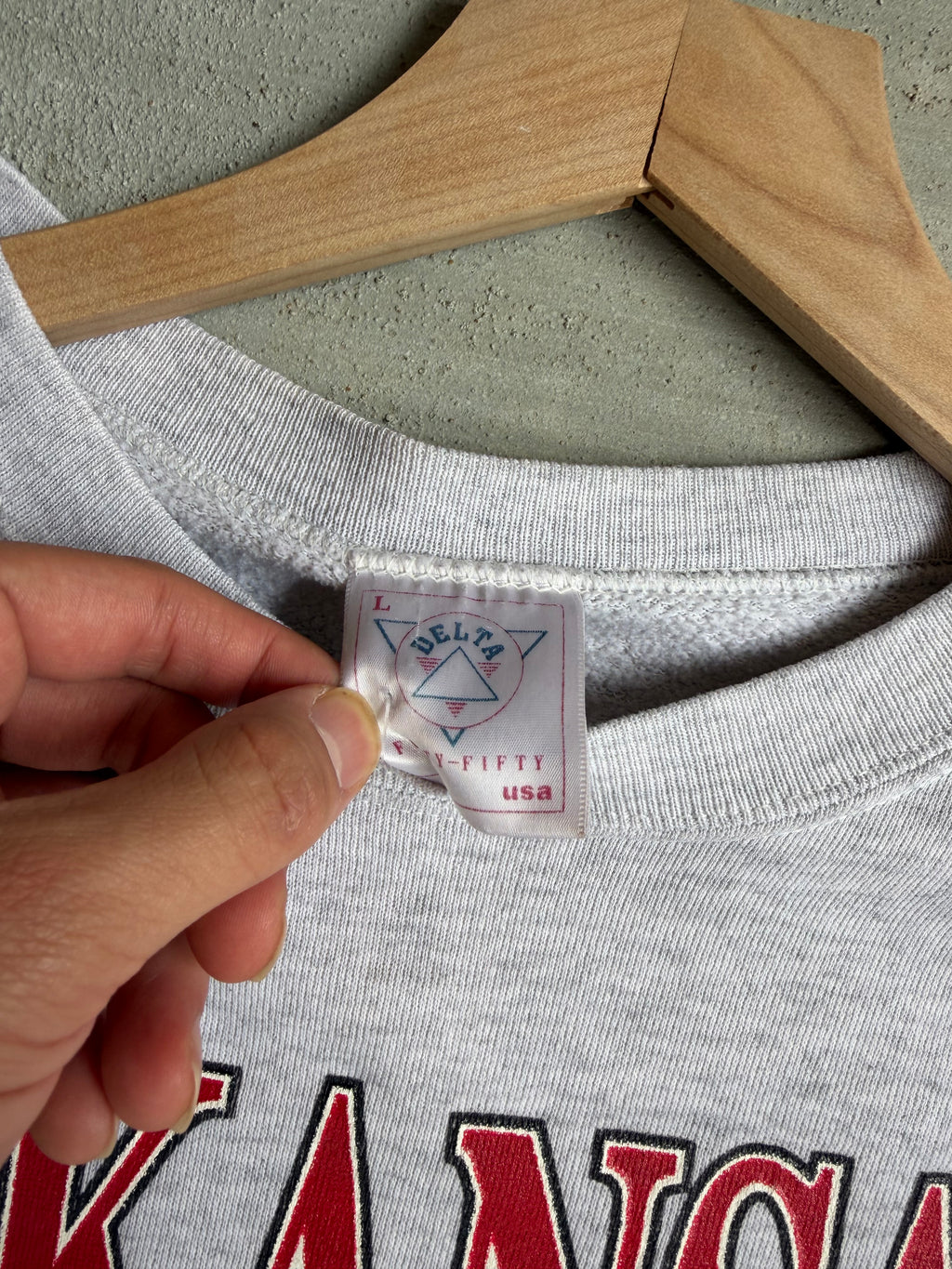 90s Arkansas basketball crewneck - S
