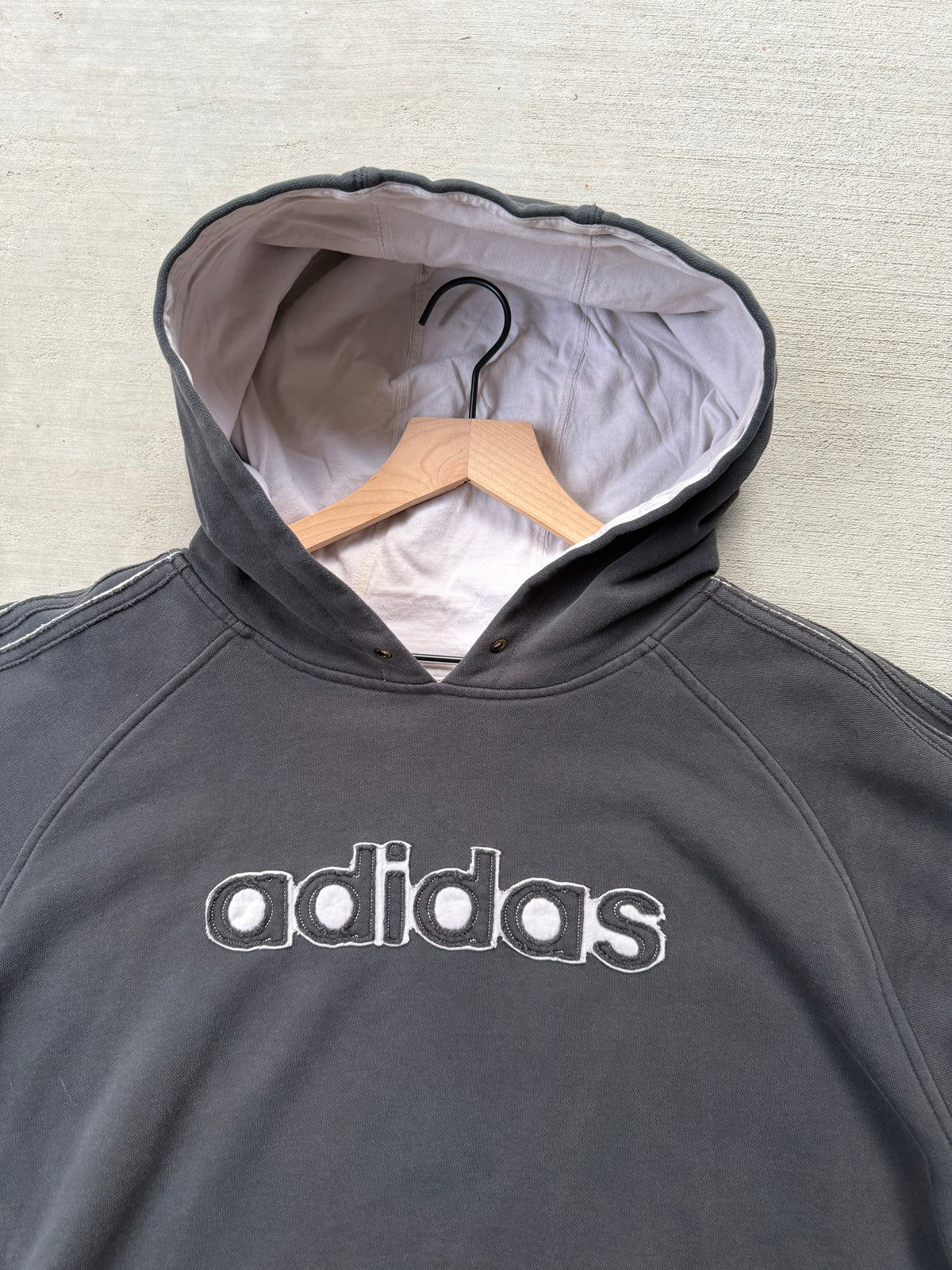 2000s Adidas raglan striped hoodie - L