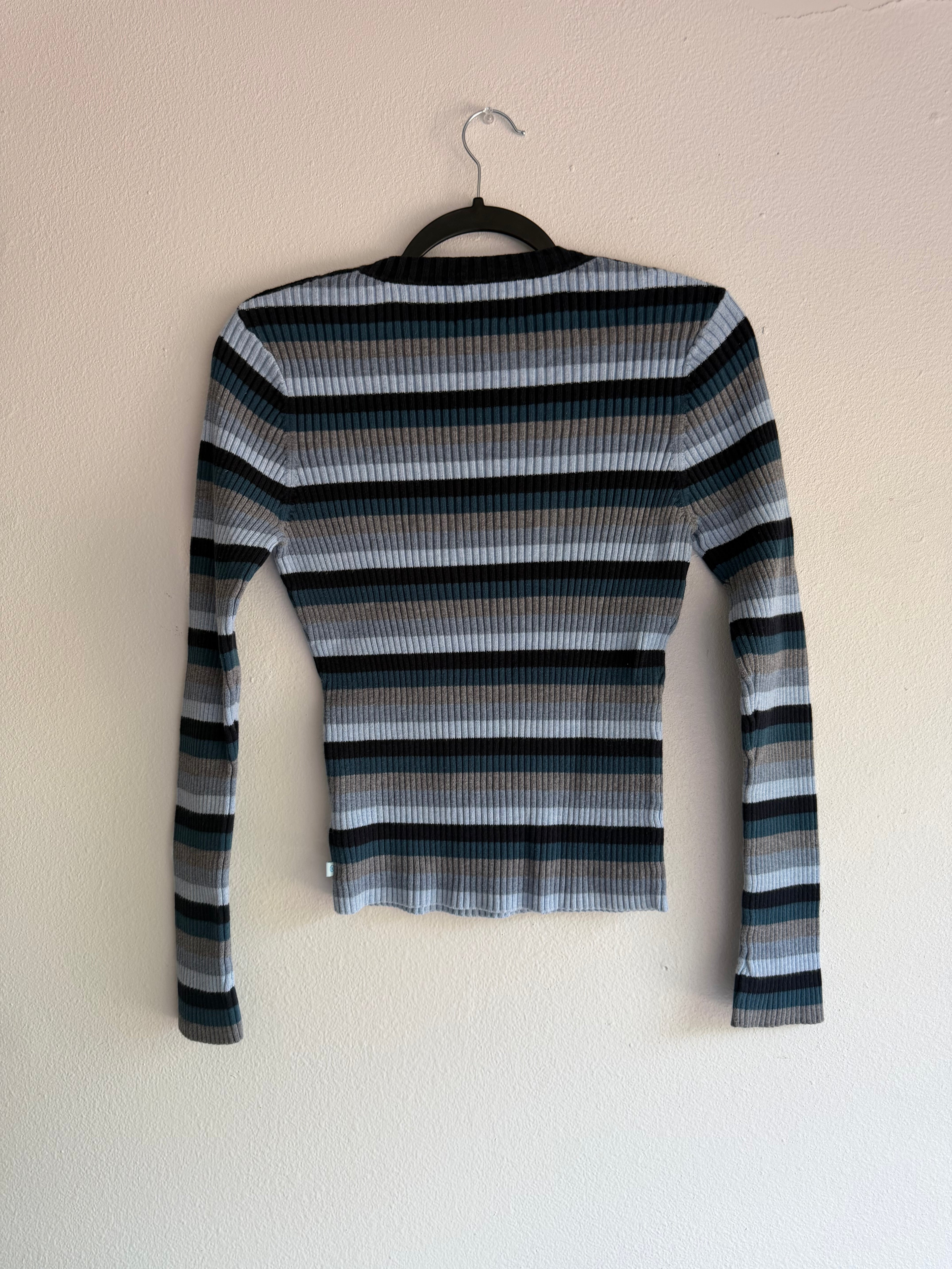 2000s Nautica striped long sleeve top - L