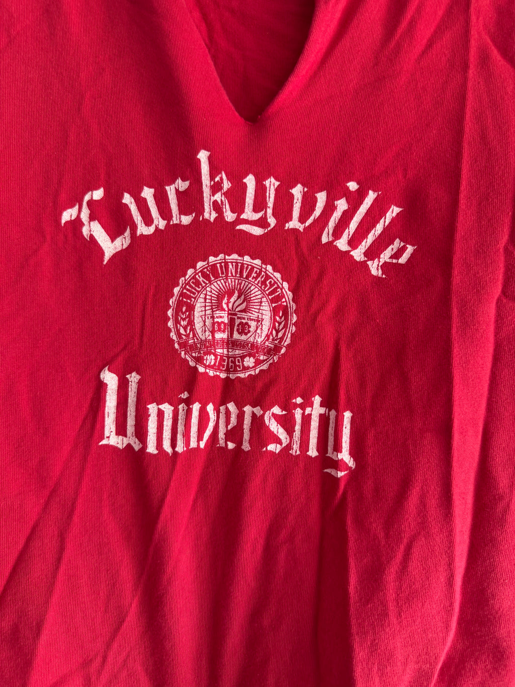 2000s Luckyville university v neck tank top shirt - S