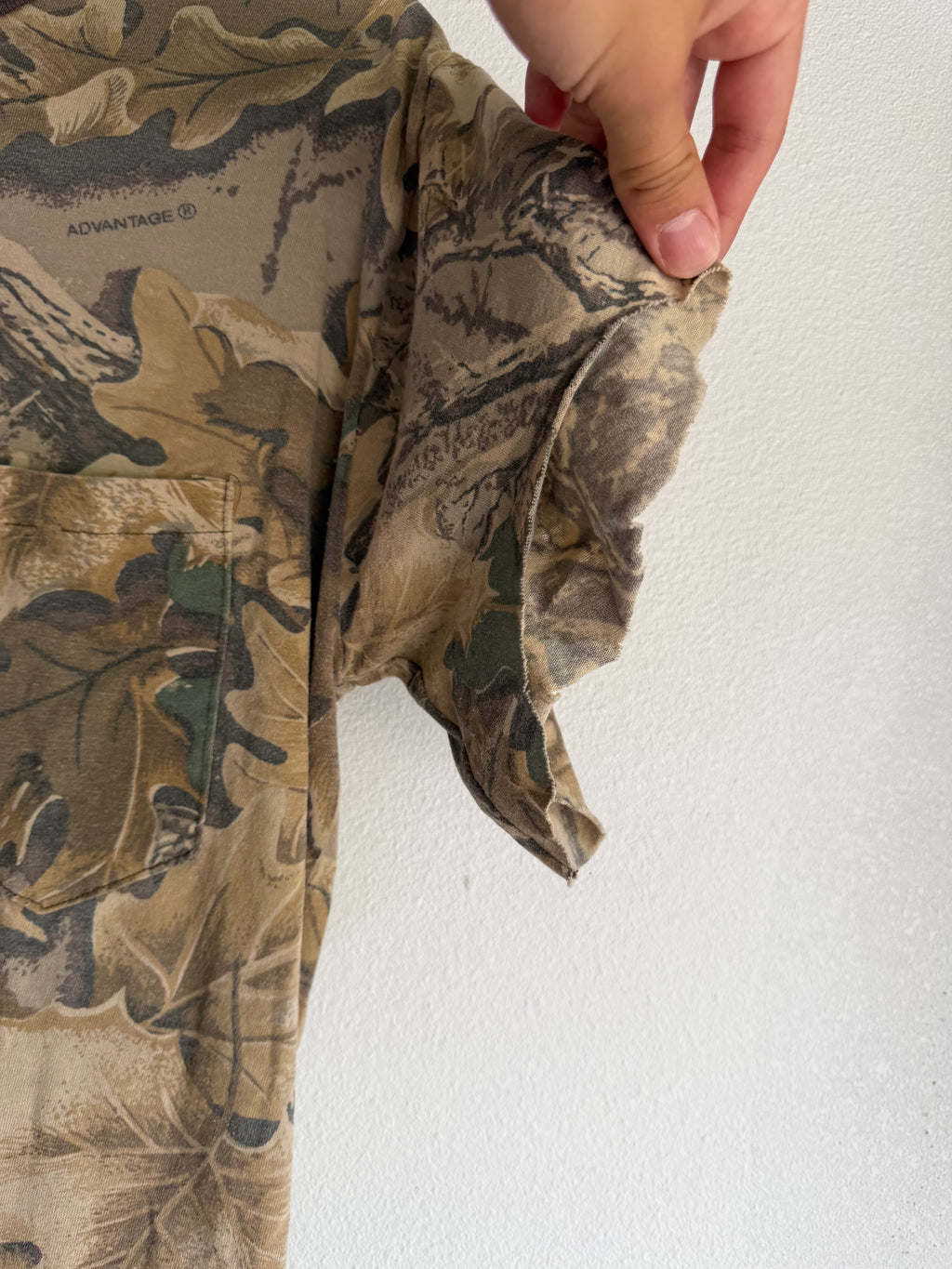 vintage 90s camo ringer tee