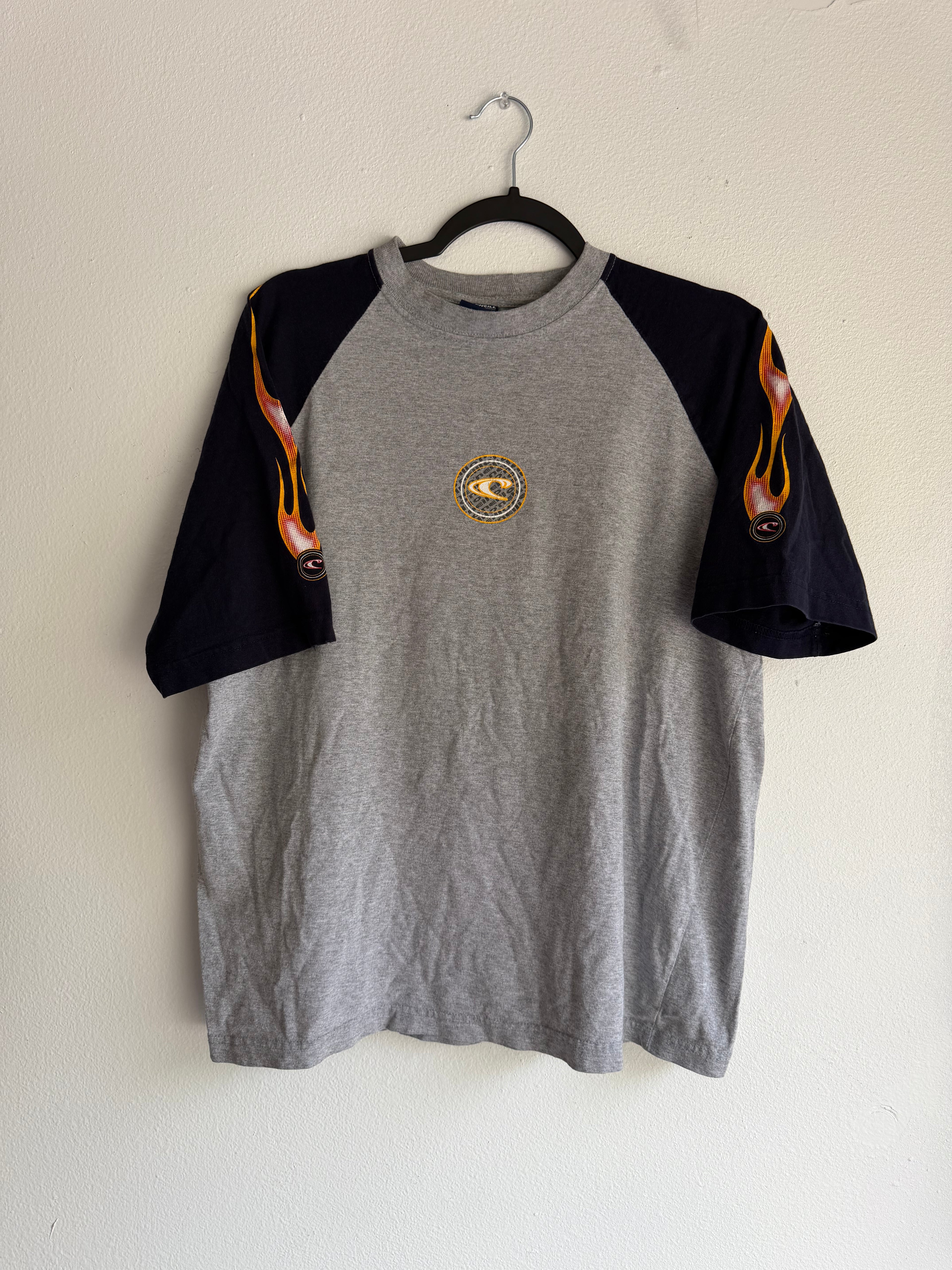 vintage 90s Oniell flame surf tee grail