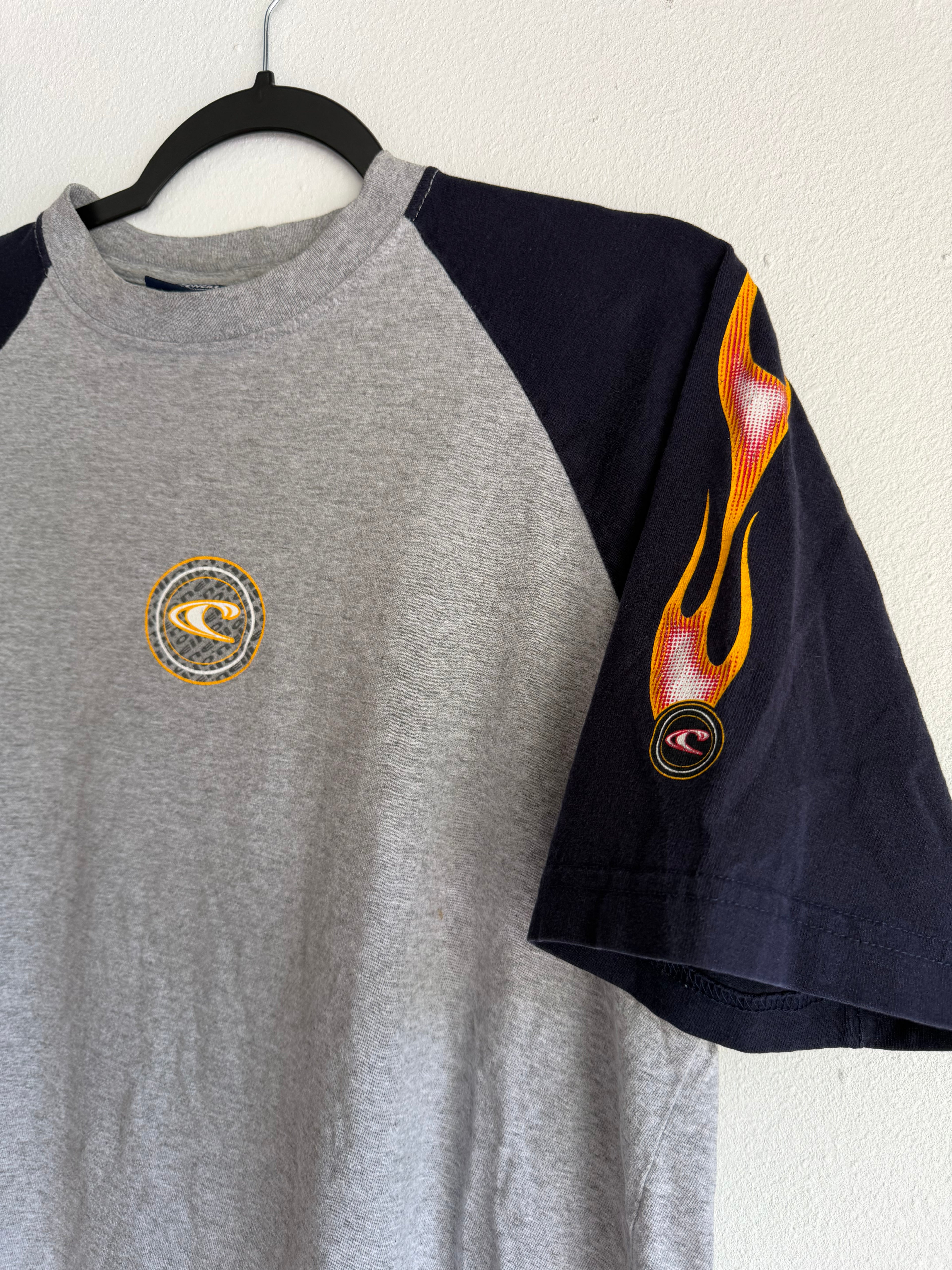 vintage 90s Oniell flame surf tee grail