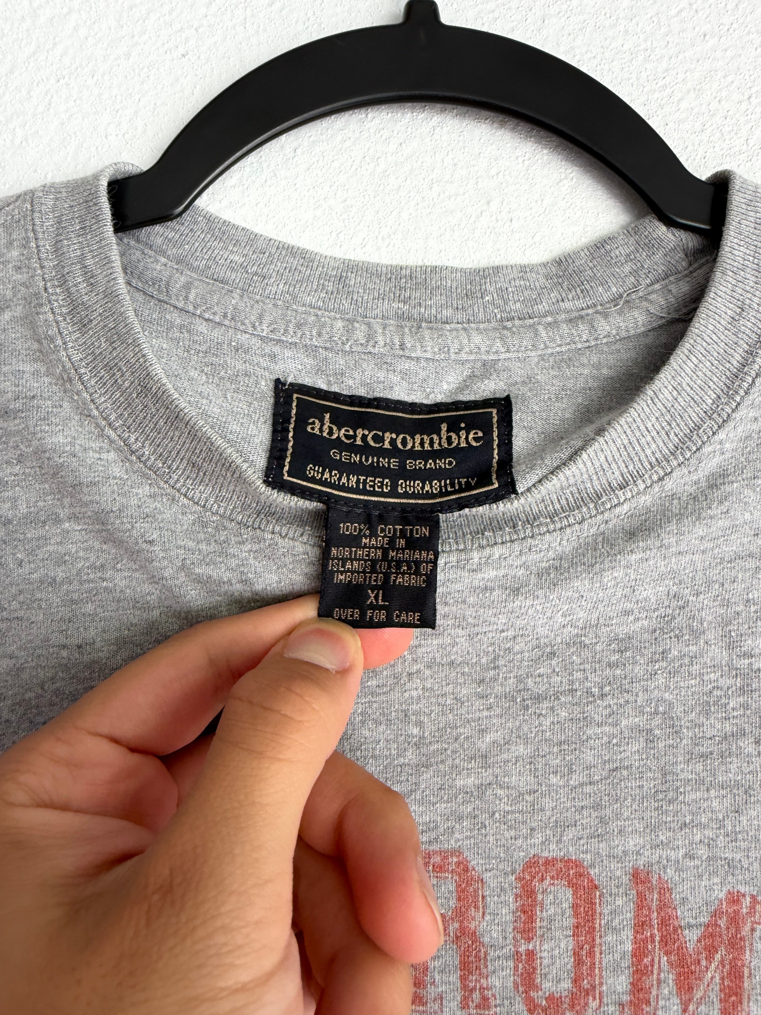 vintage abercrombie spell out tee
