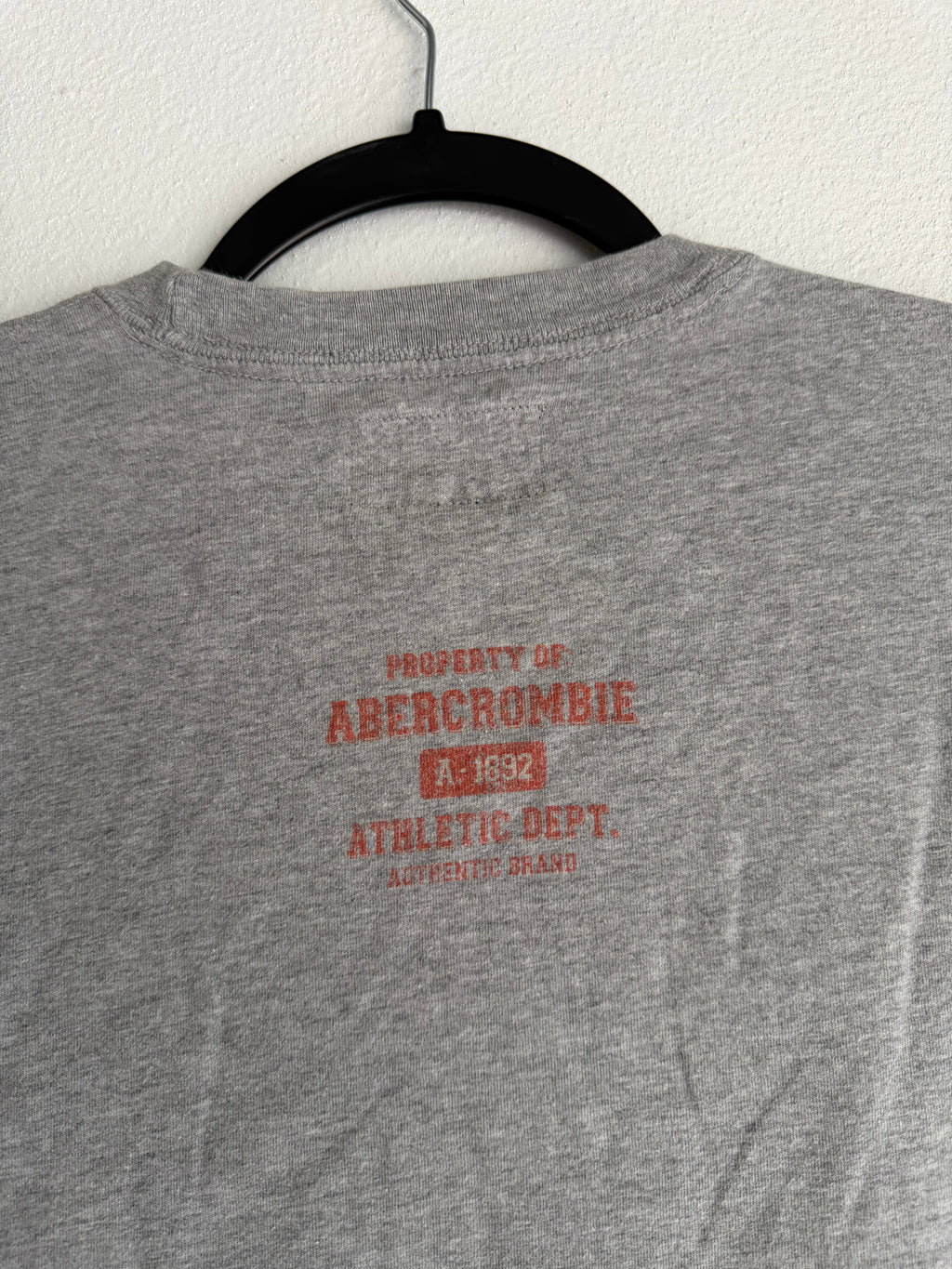 vintage abercrombie spell out tee