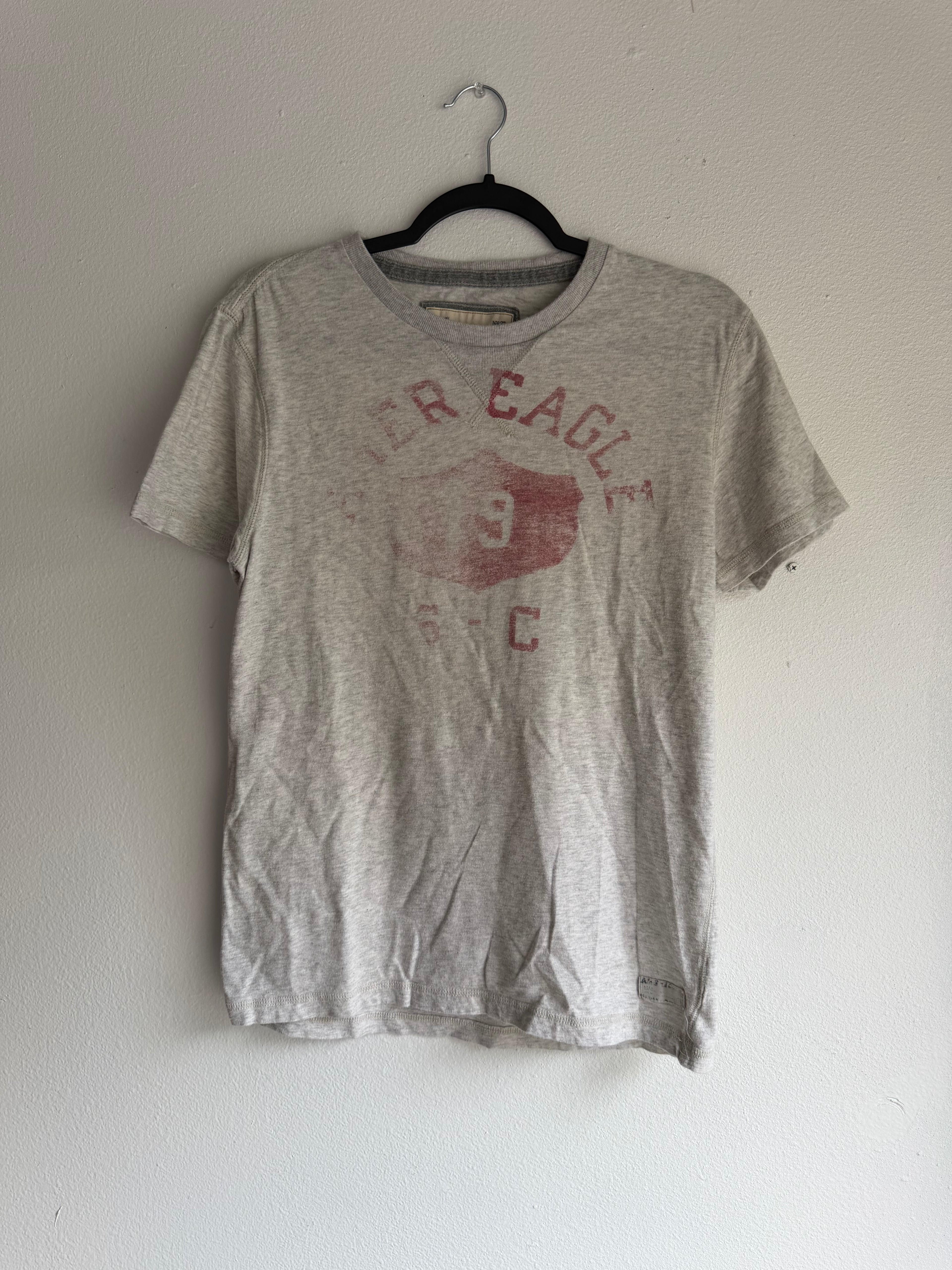 y2k american eagle faded tee