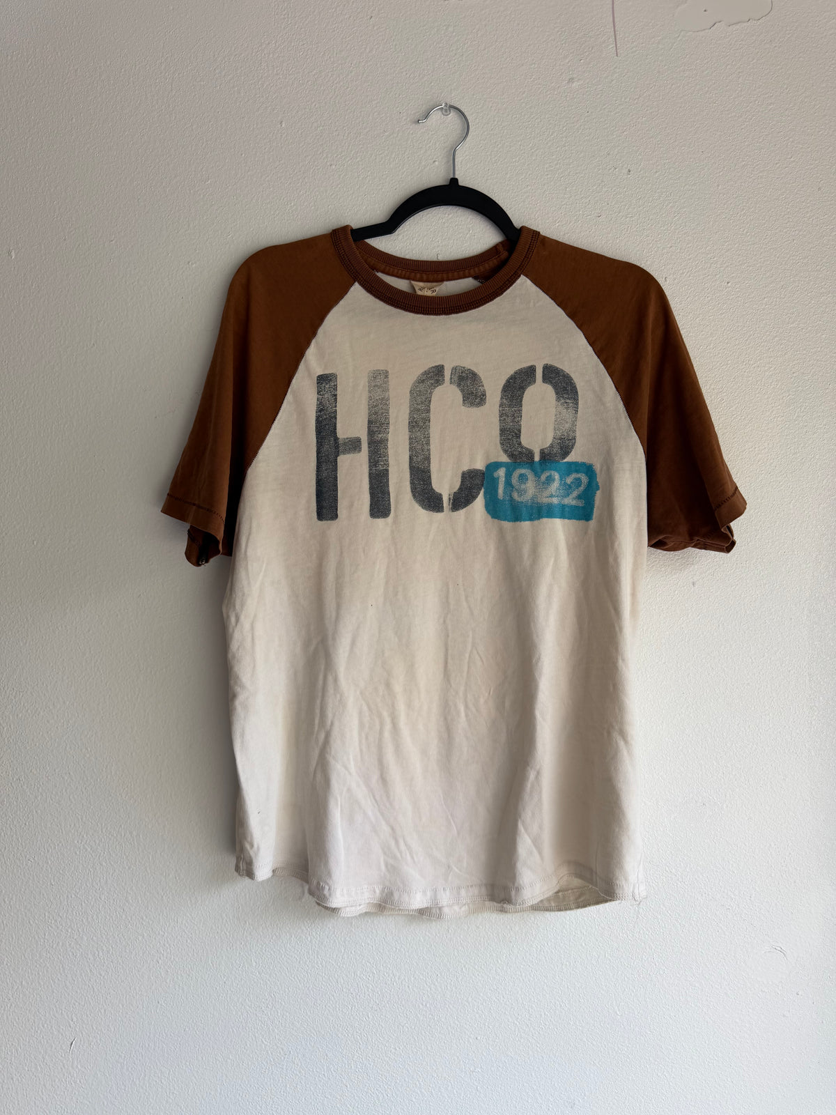 2000s Holister tee