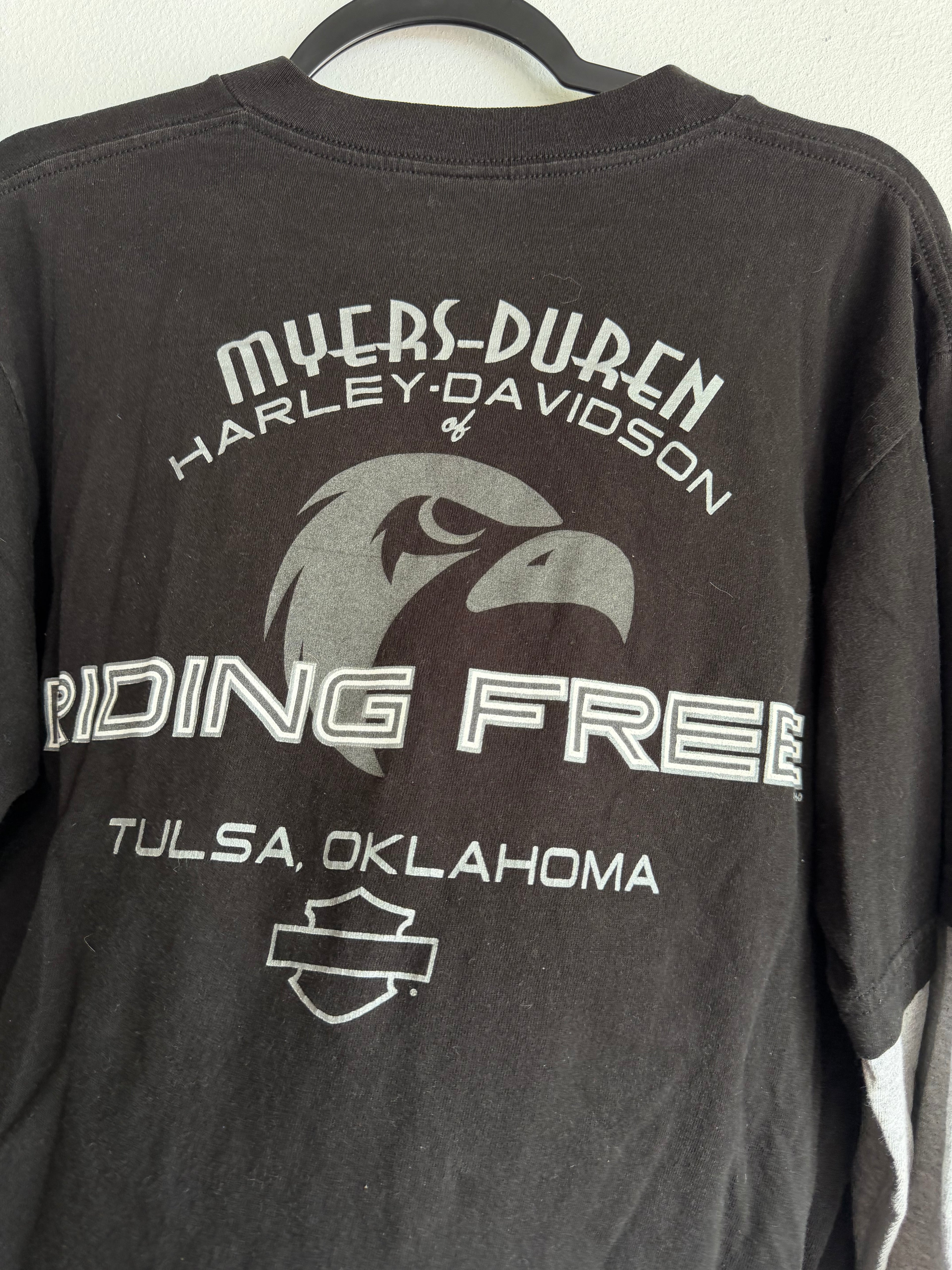 2000s Harley Davidson long sleeve shirt - M