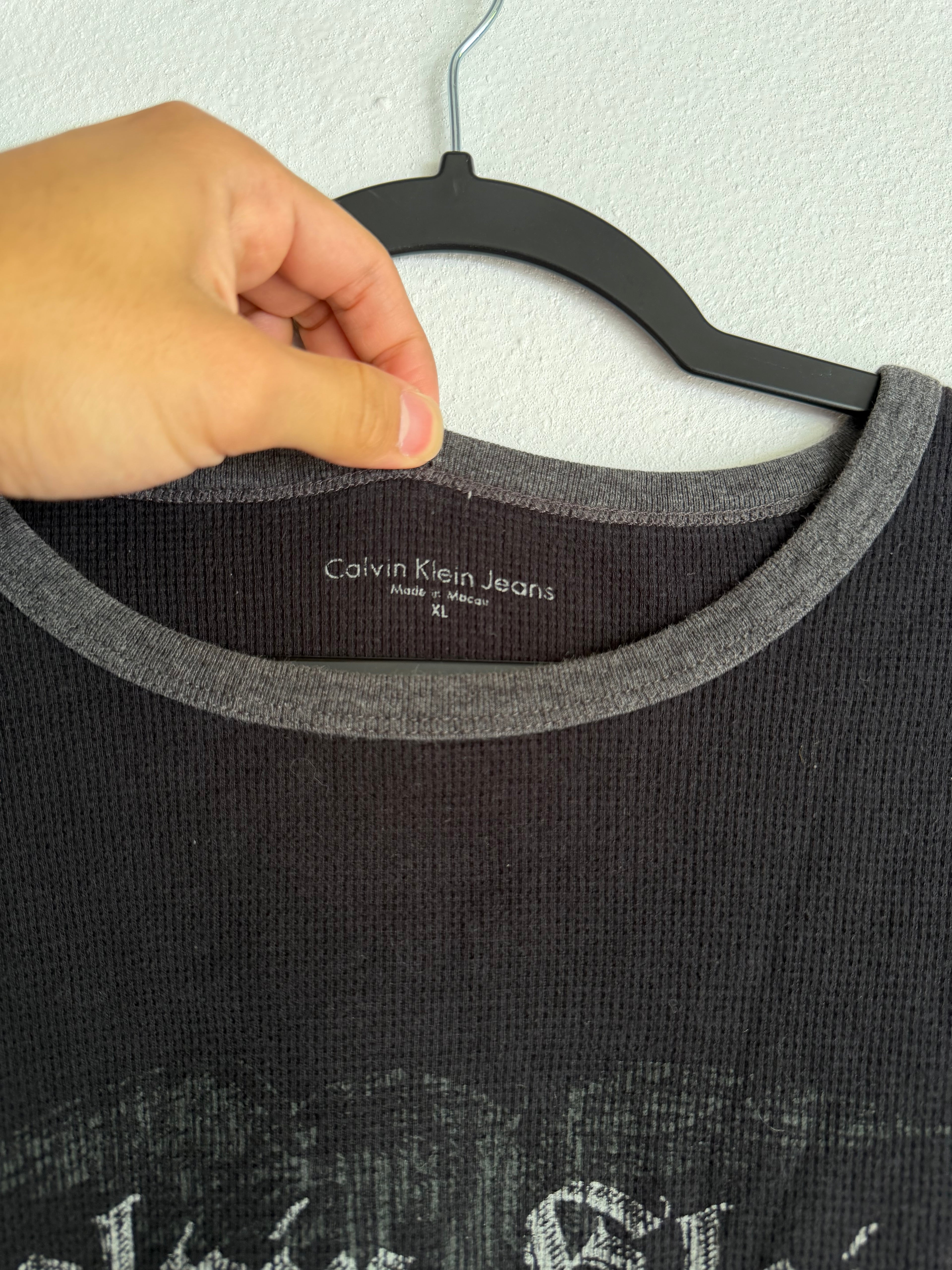 2000s Calvin Klein Thermal Ringer tee