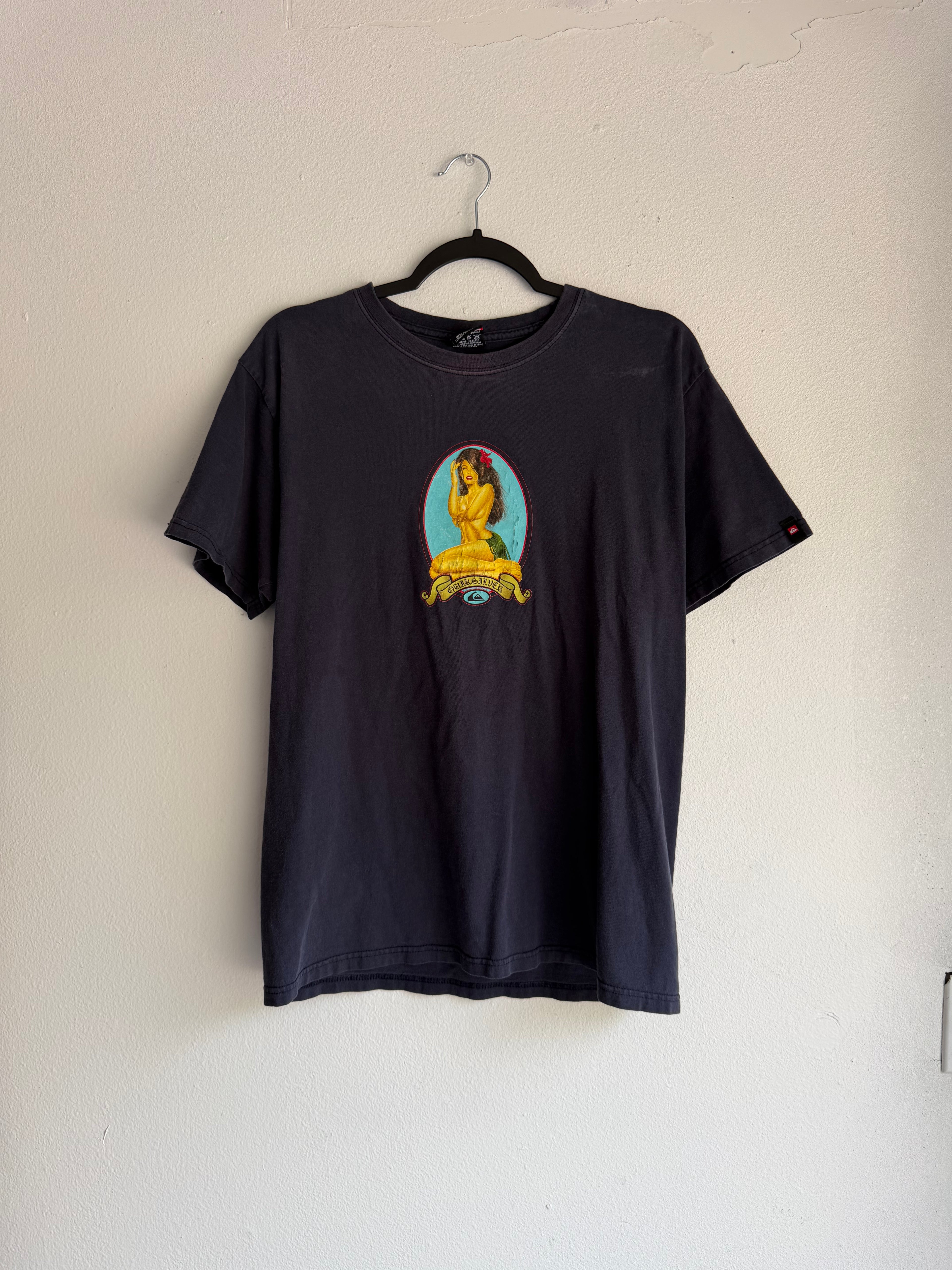 2000s quiksilver hula girl tee - M