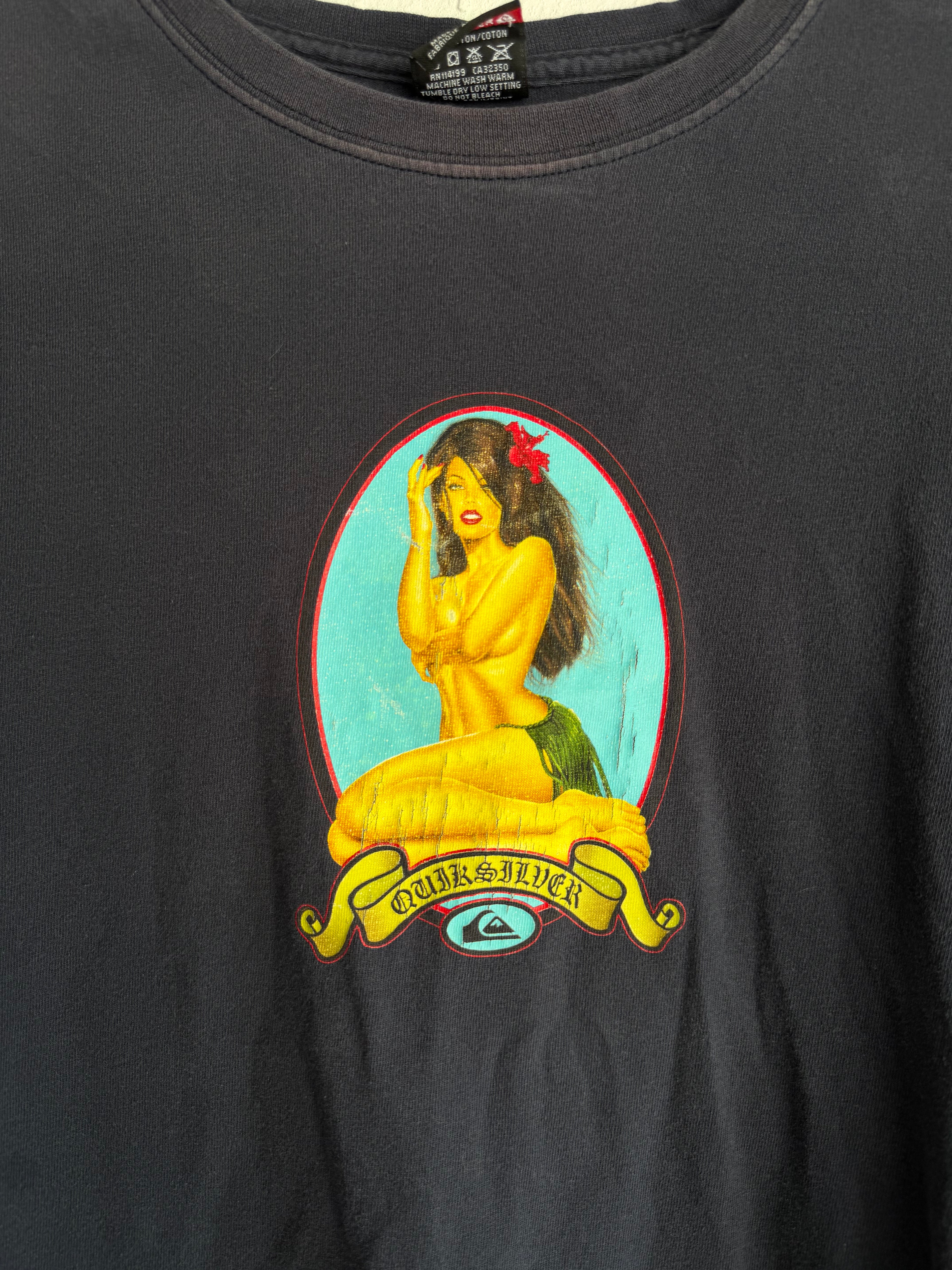 2000s quiksilver hula girl tee - M