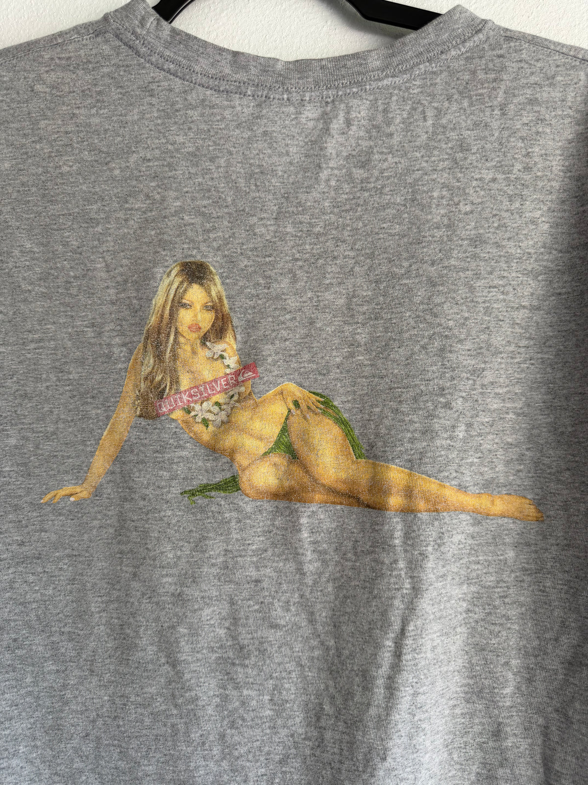 2000s quiksilver hula girl - L