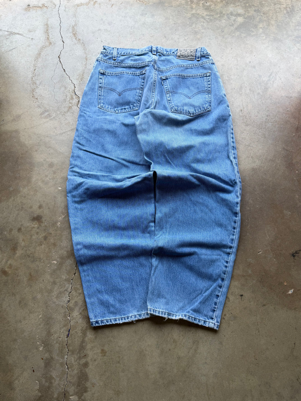 Vintage Levi's SilverTab Baggy Jeans - 34