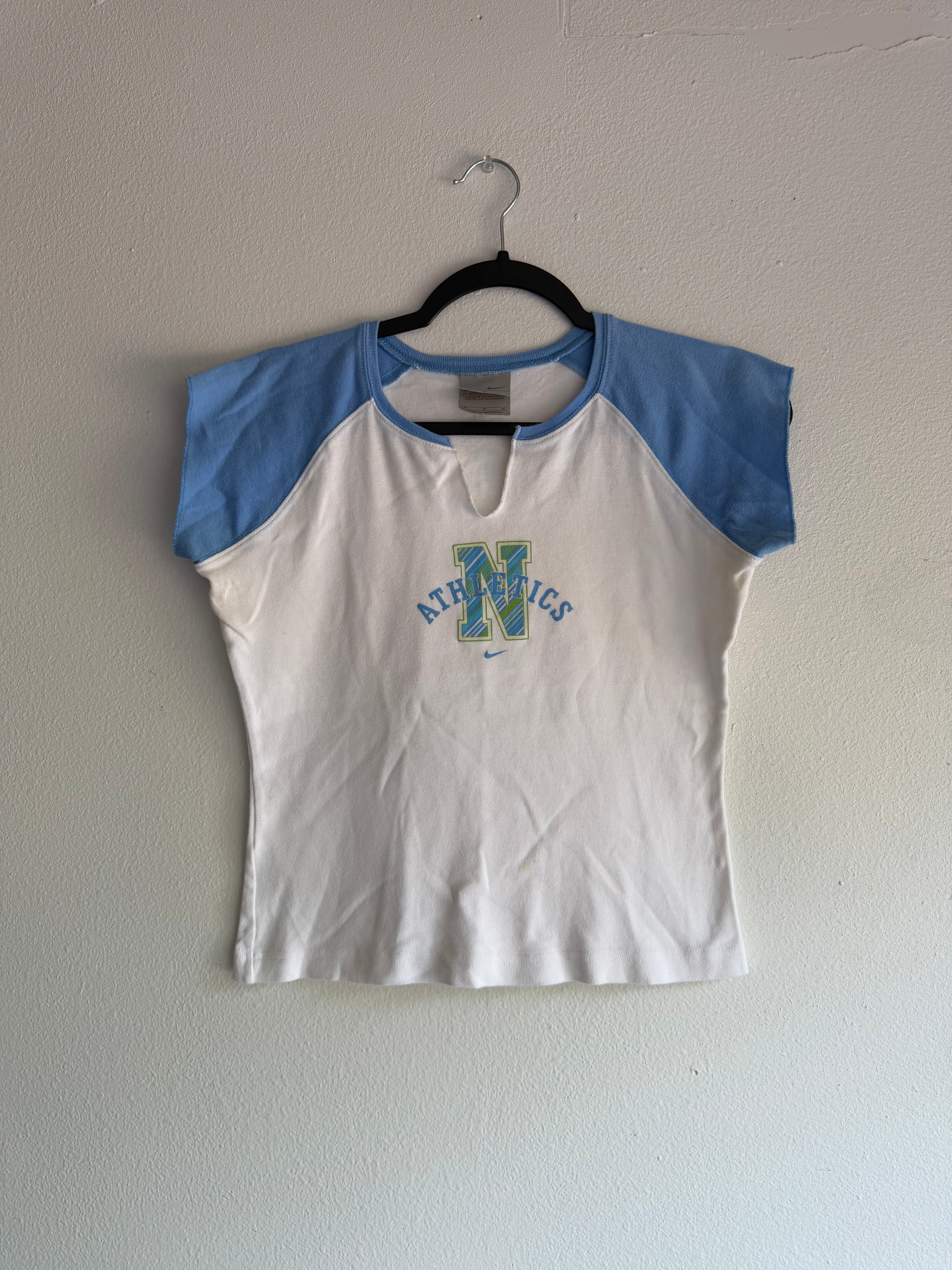 2000s Nike athletics v neck top - M